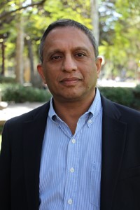 Dr. Akhil Gupta Professional Photo